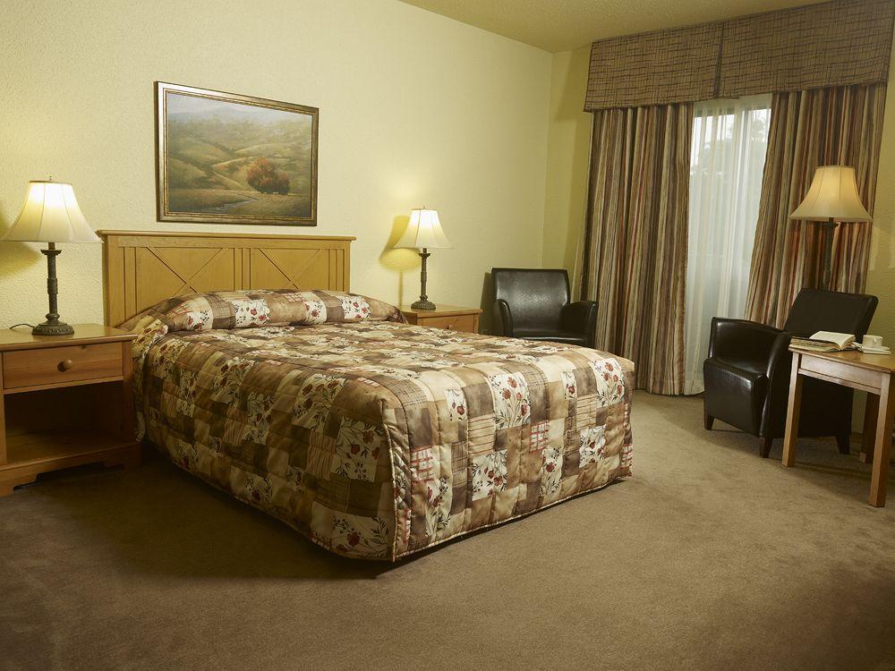 Hotel L'Oiseliere Монмани Екстериор снимка