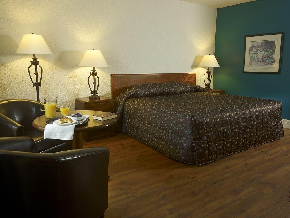Hotel L'Oiseliere Монмани Екстериор снимка
