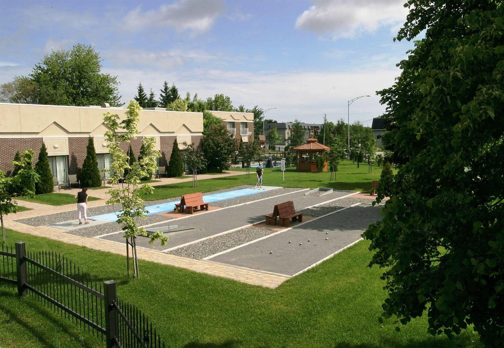 Hotel L'Oiseliere Монмани Екстериор снимка